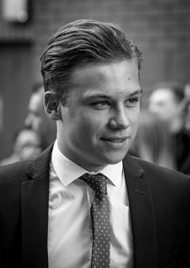 Finn Cole